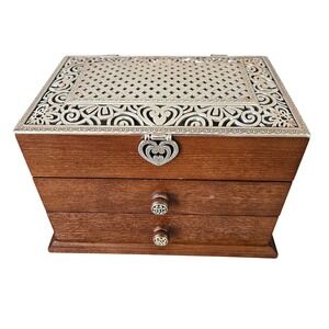 Brighton Lacie Daisy Jewelry Chest Wooden 3 Tier Silver Heart Organizer Box